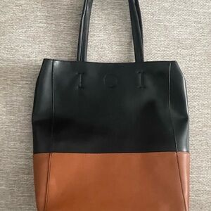 Simons Black and Tan Tote Bag